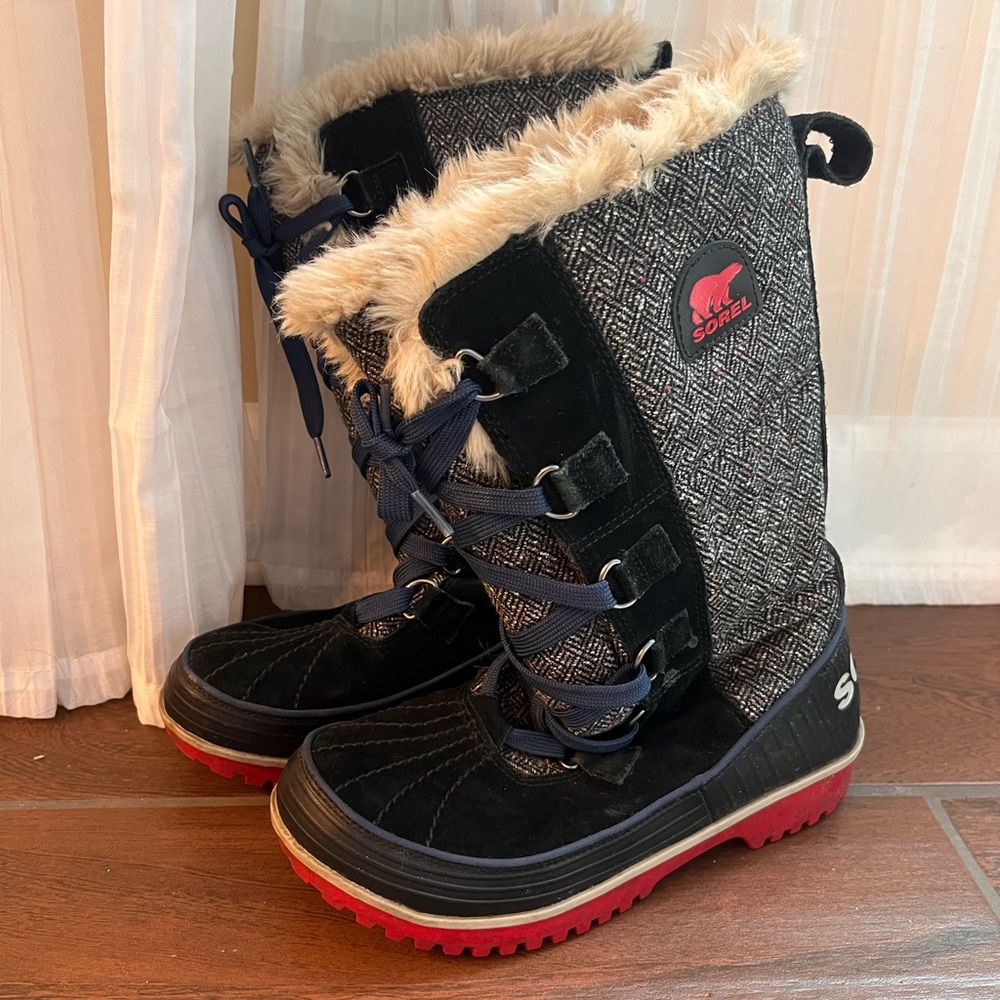 Sorel Joan Of Arctic Knit Winter Boots Size 7.5